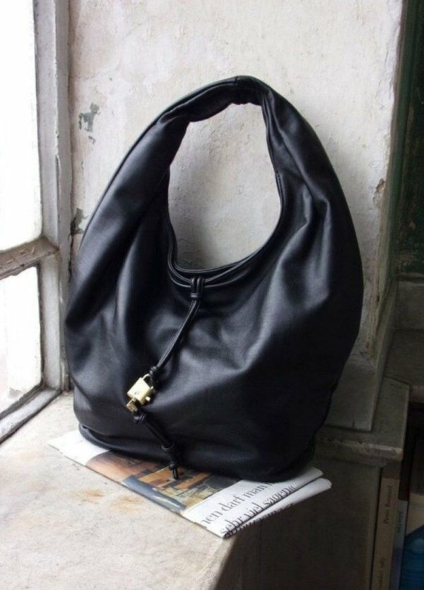 【WE ARE】韓國Archivepke Luv Lock hobo OVBAX24524 For Discount